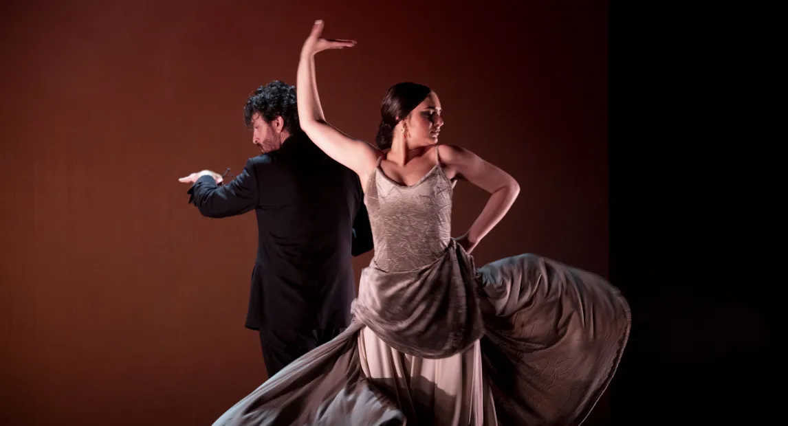 Ballet Flamenco de Andalucía - TIERRA BENDITA 