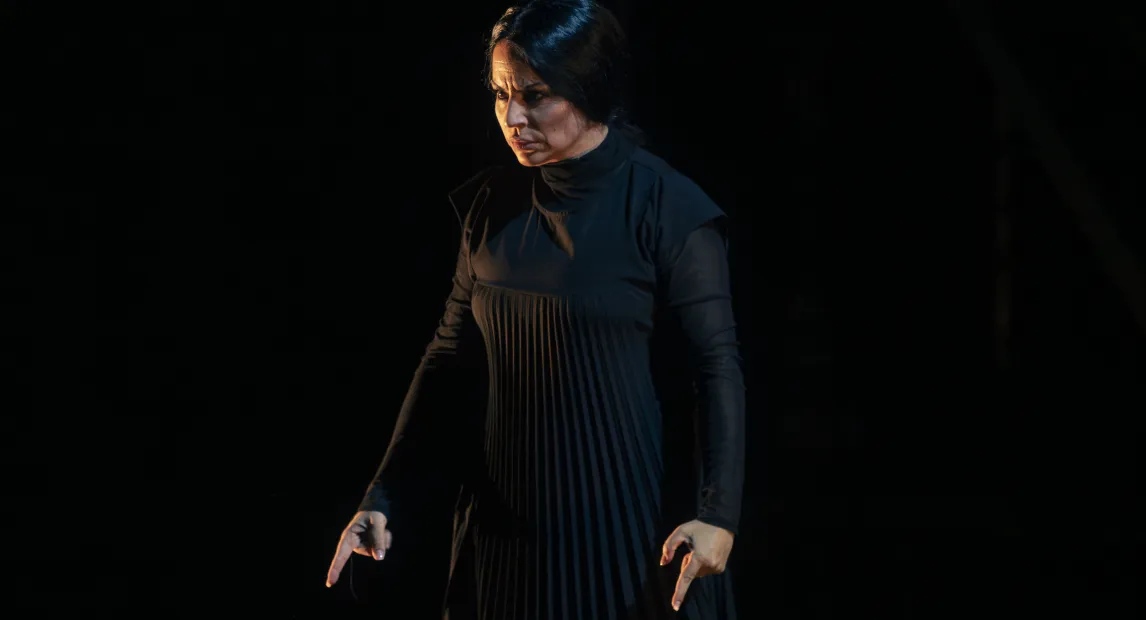 Mercedes de Córdoba - OLVIDADAS (A LAS SINSOMBRERO)