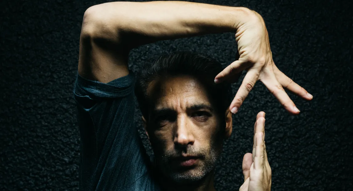 Israel Galván