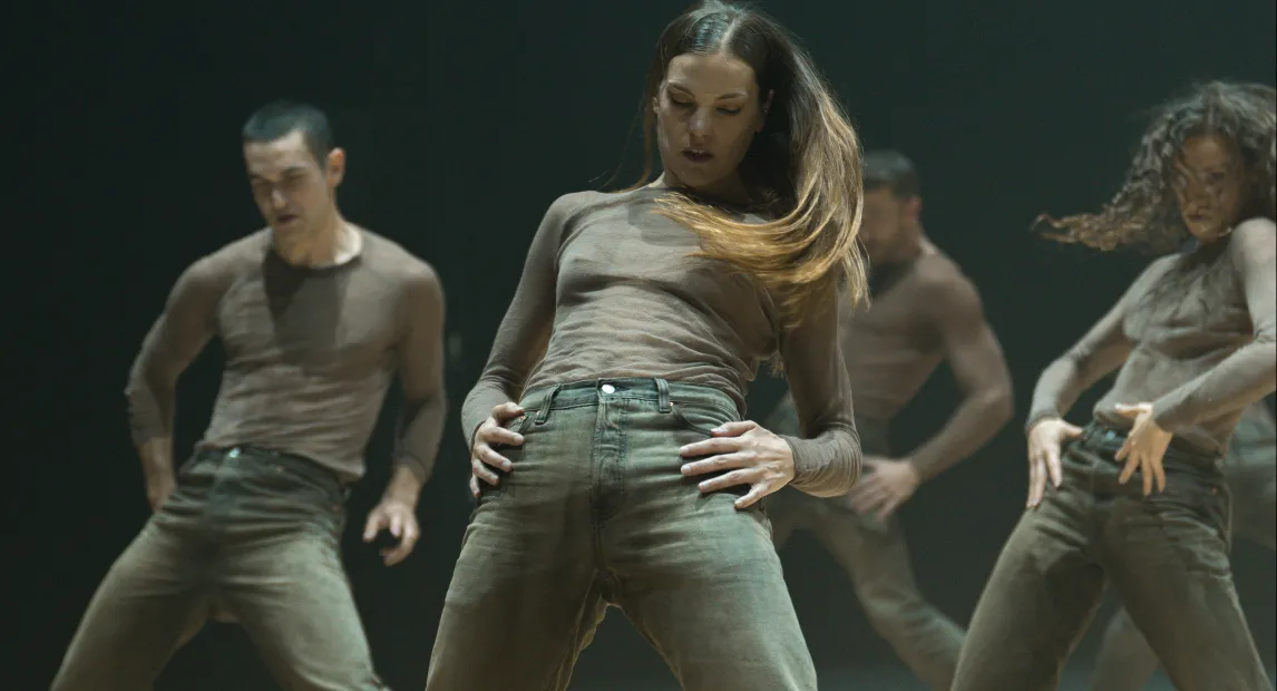 Foto de escena 10 TABLERO