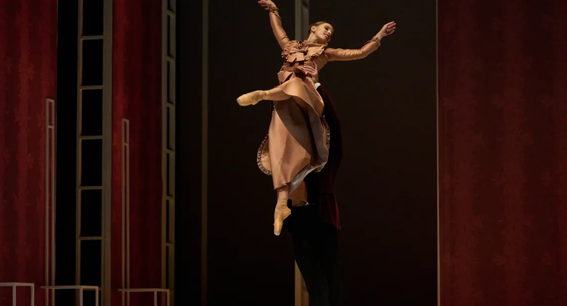 COMPANHIA NACIONAL DE BAILADO 'Os maias'