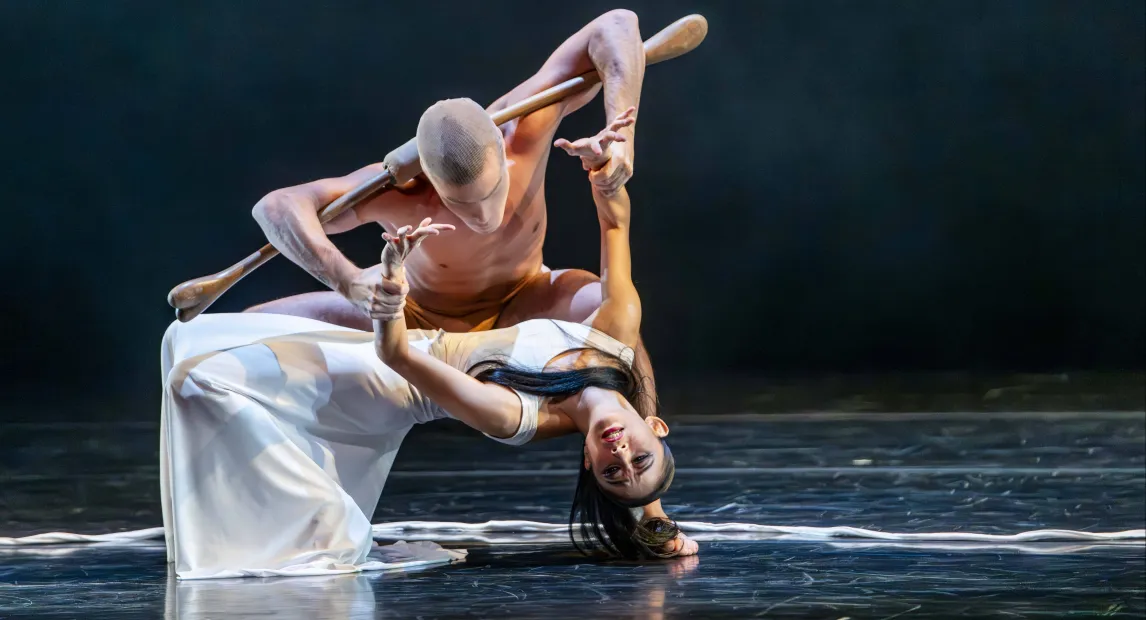 So Young An and Antonio Leone in Martha Graham’s Errand into the Maze; photo by Scott Serio.
