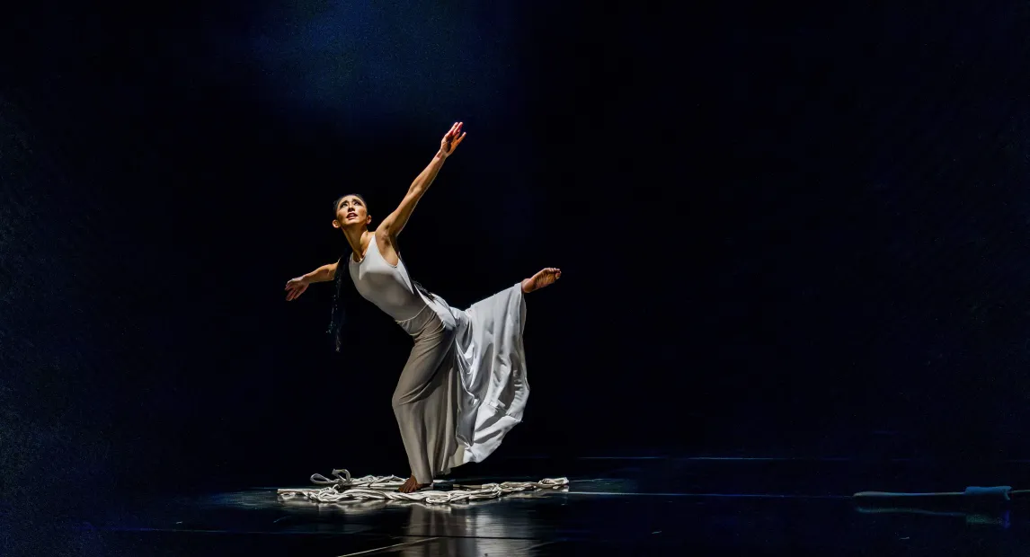 So Young An in Martha Graham’s Errand into the Maze; photo by Scott Serio.