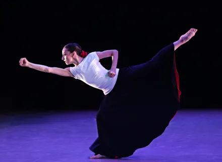 Anne Souder in Martha Graham’s Immediate Tragedy by Melissa Sherwood.