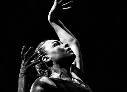 Rocío Molina - CALENTAMIENTO Rocío Molina - CALENTAMIENTO