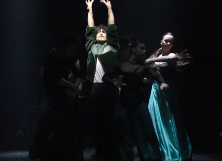 Foto de escena de 'Tentativo', de Compañía de Danza Jesús Carmona', en Centro Danza Matadero