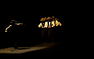 Ballet Flamenco de Andalucía - TIERRA BENDITA 