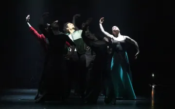 Foto de escena de 'Tentativo', de Compañía de Danza Jesús Carmona', en Centro Danza Matadero